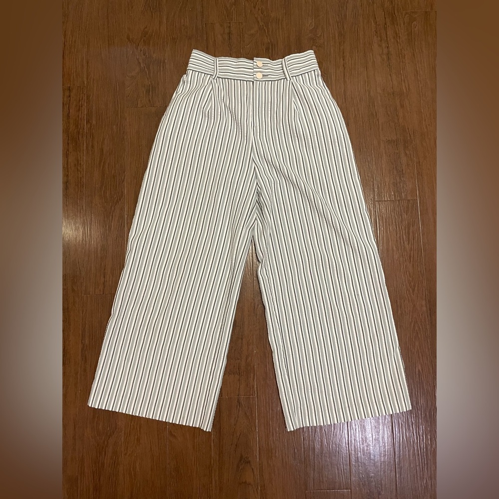 Zara lightweight stripe crop pants